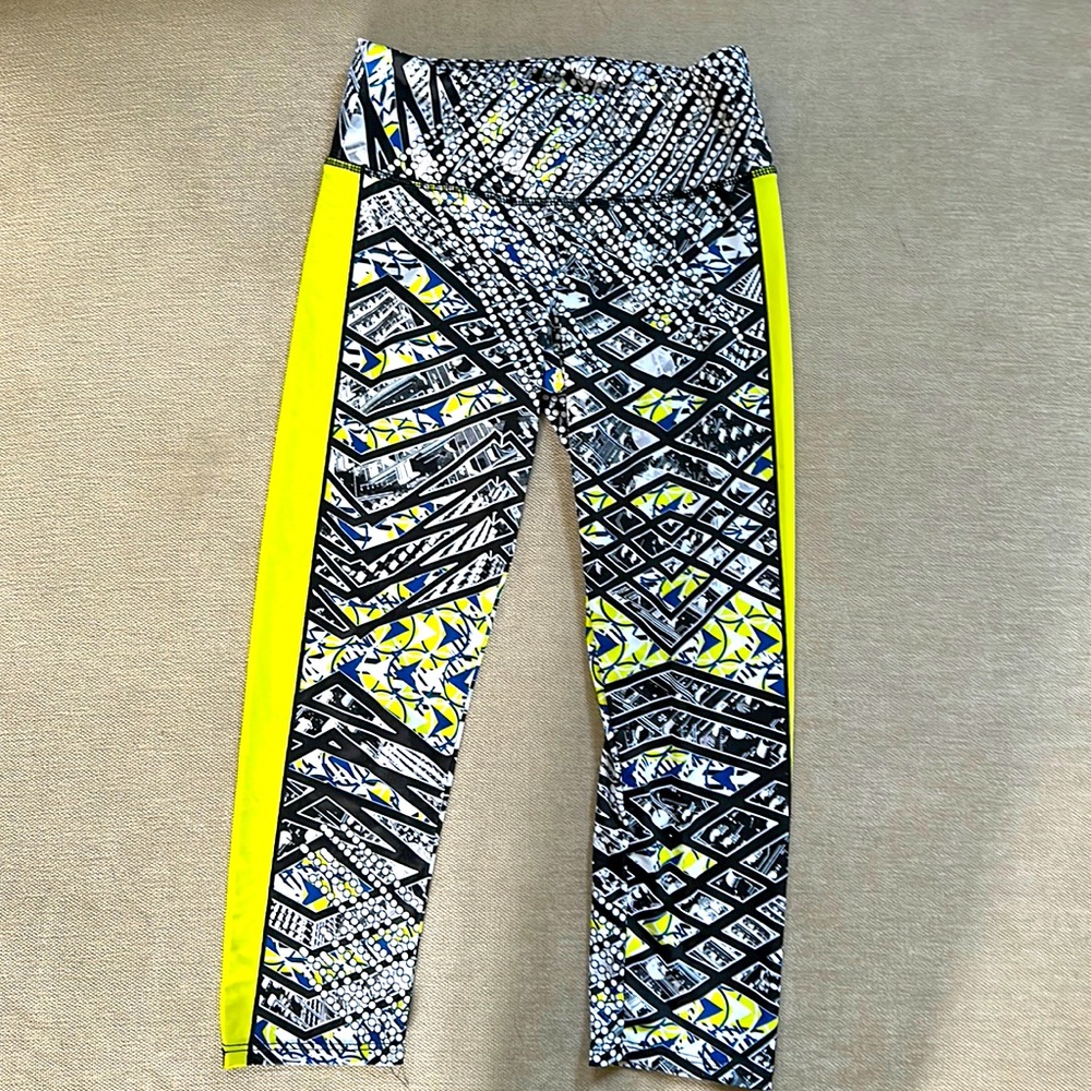 Super cute leggings!